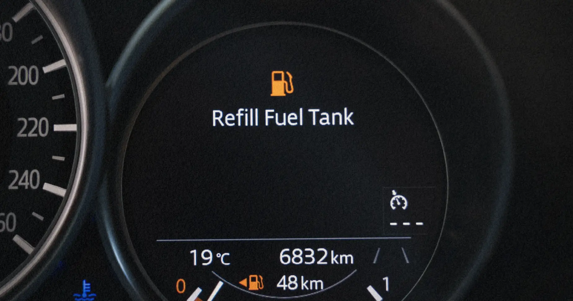 FL-Blog-FeatureImage-What To Do During a Fuel Shortage2x - Fuel Logic Fuel Shortage