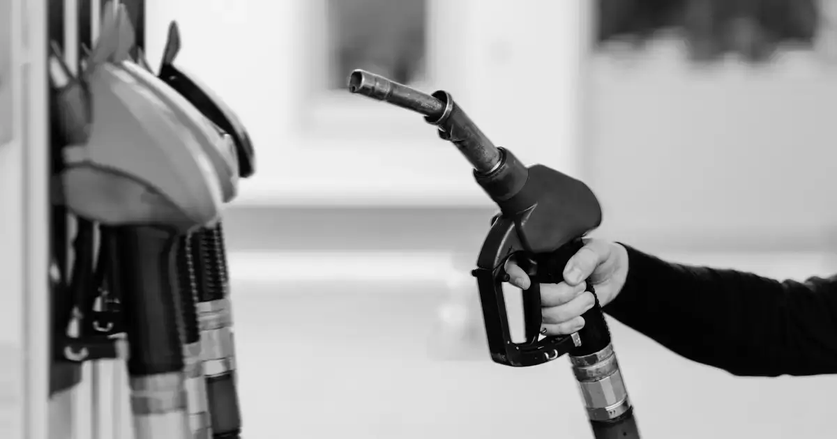 Xammis-FL-WhatistheBestGastoUseforYourVehicle-1200x630px-onlyimage-VR-VP-31-OCT-2024-V1-R1-01 - Fuel Logic Best Gas to Use